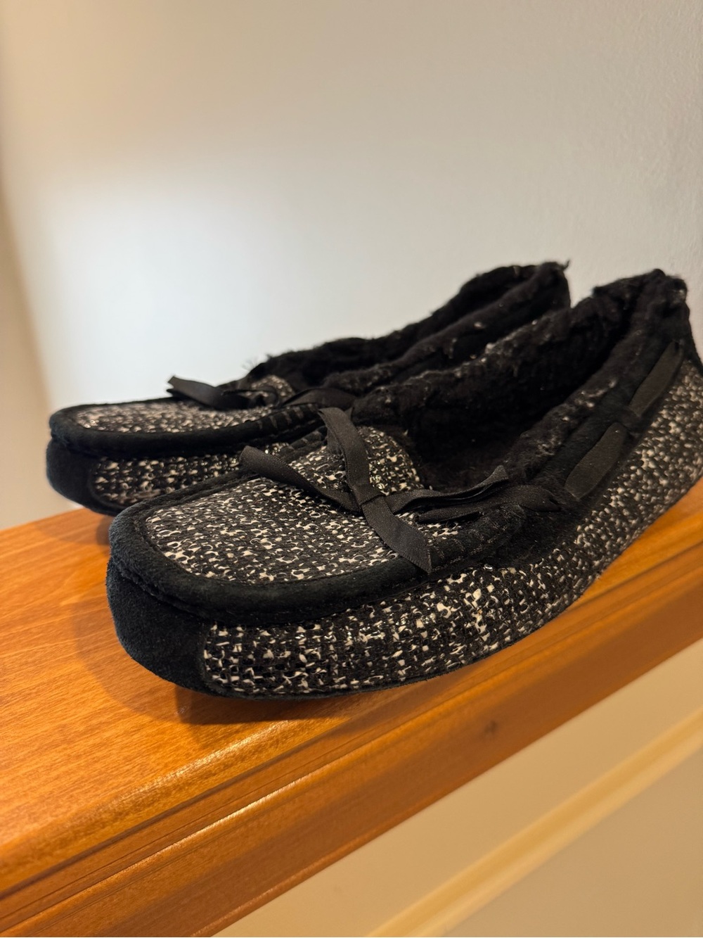UGG Women's Black Tweed Moccasin Slippers with Faux-Fur Trim
